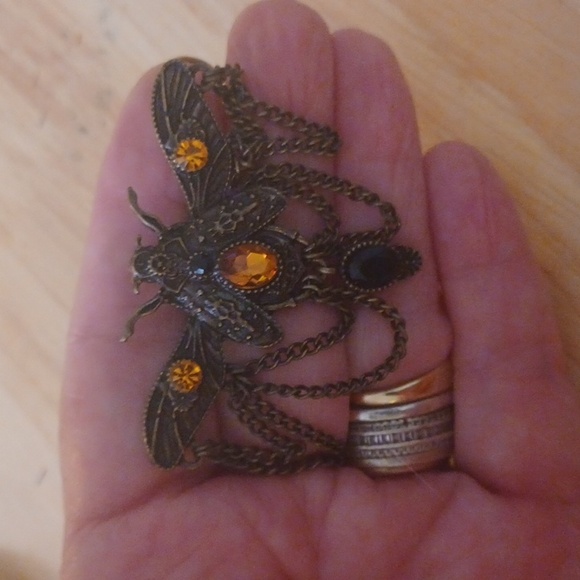 ANTIQUE SCARAB BEETLE PENDANT WITH JEWELS - Picture 5 of 5